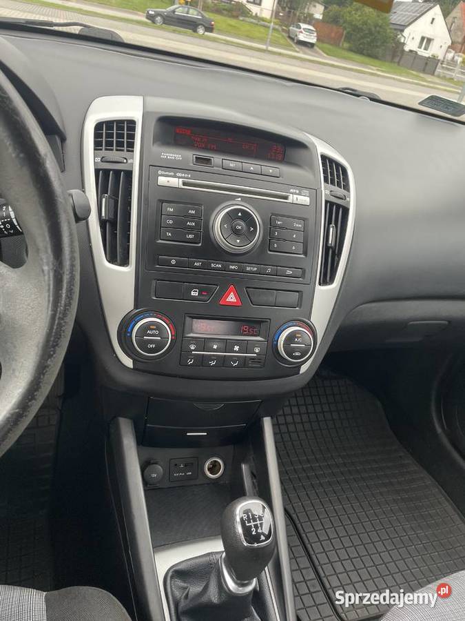 Kia Ceed 16 benzyna gaz hak gniazdo SD mazowieckie Sobienie-Jeziory