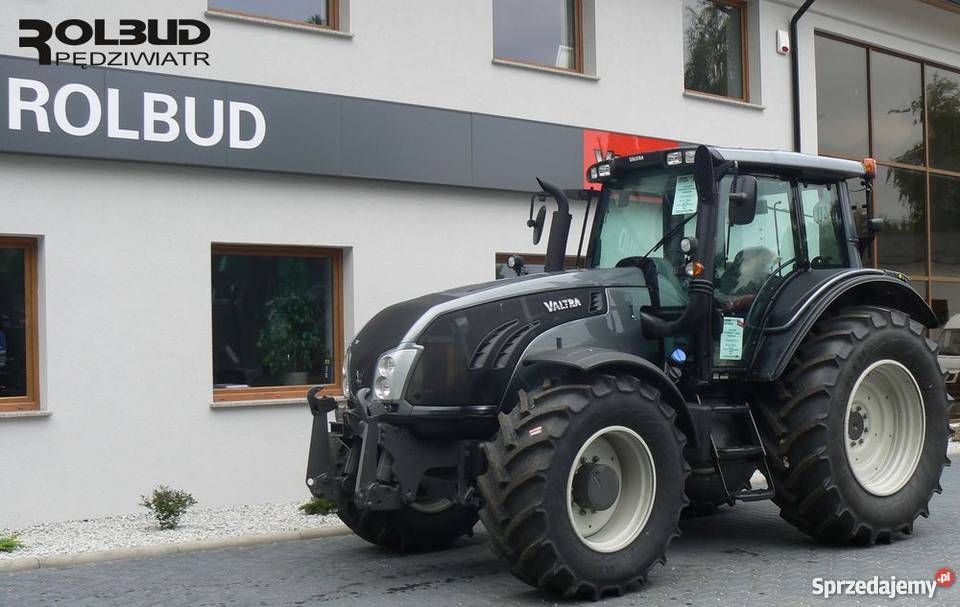 Ciągnik Valtra T133 HiTech maszyna Głuchów