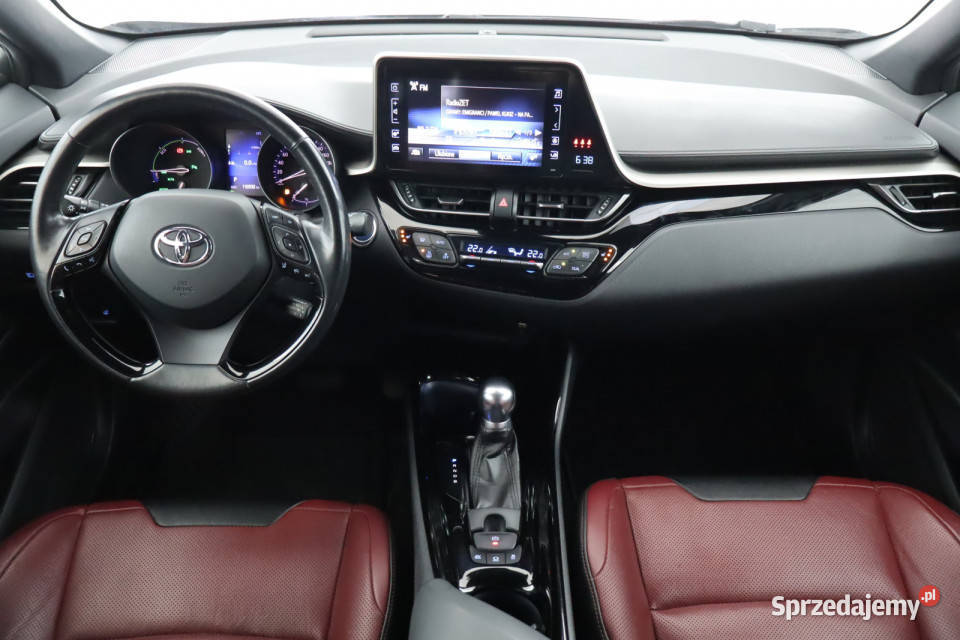 Toyota CHR 18 Hybrid hybryda