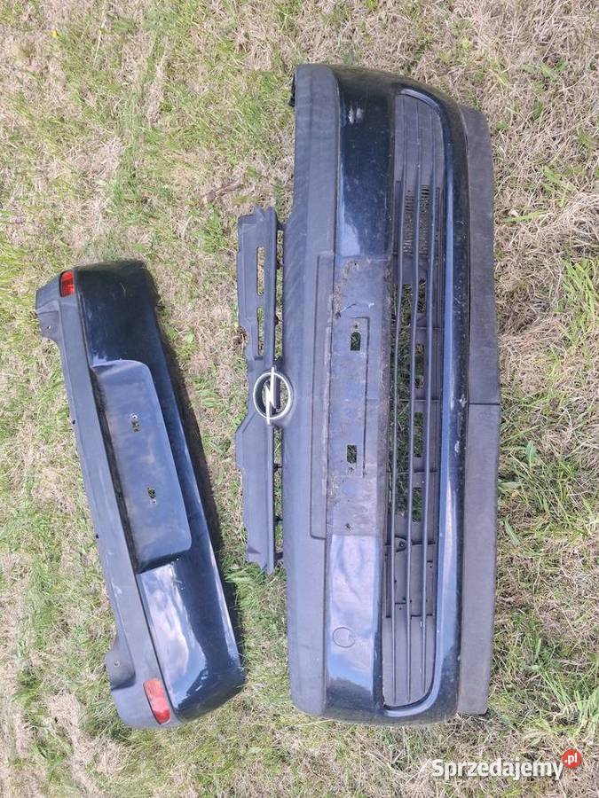 Zderzak pprzód i tył opel corsa c używane Motoryzacja kujawsko-pomorskie Więcbork