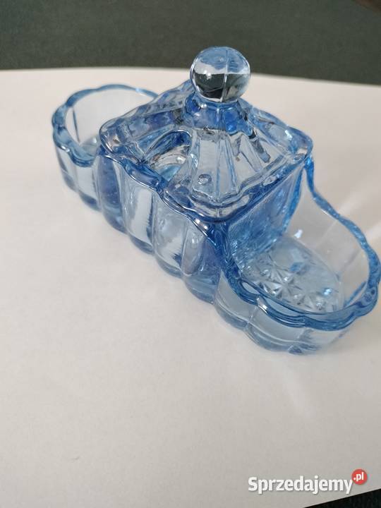 Niebieski przyprwnik kabaret solniczka szkło sprzedam