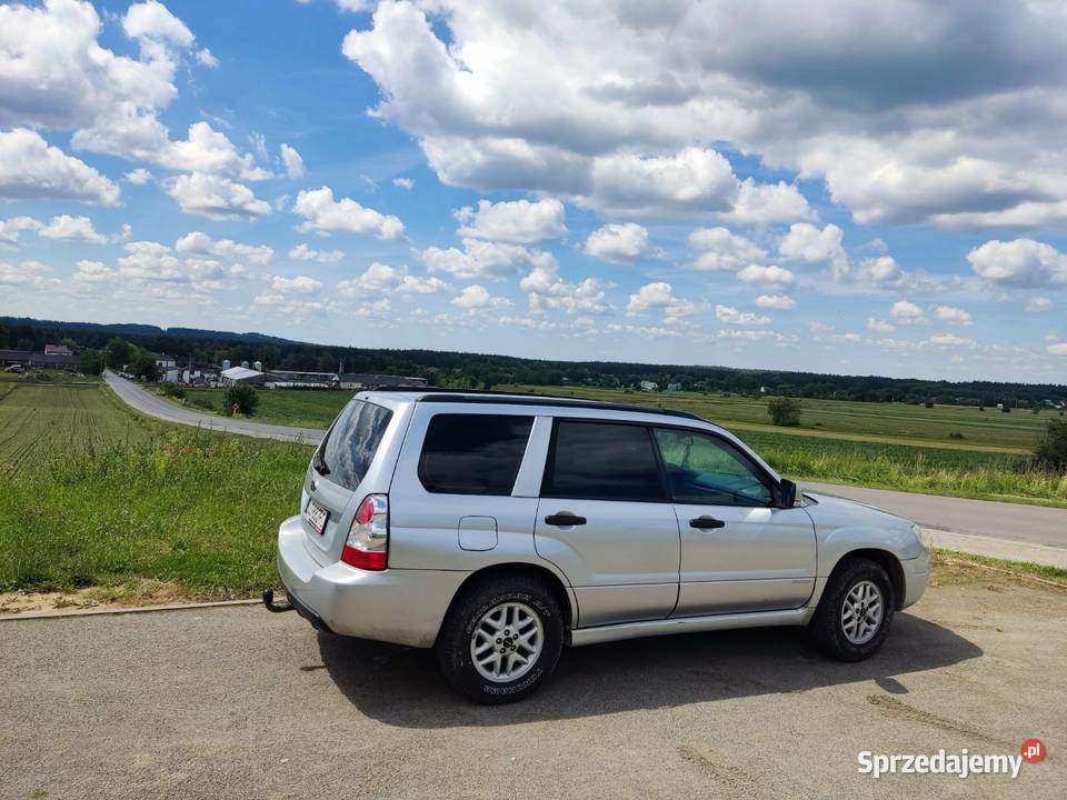 Subaru Forester SG 20 158 z LPG automat 1994cm3 Osowa