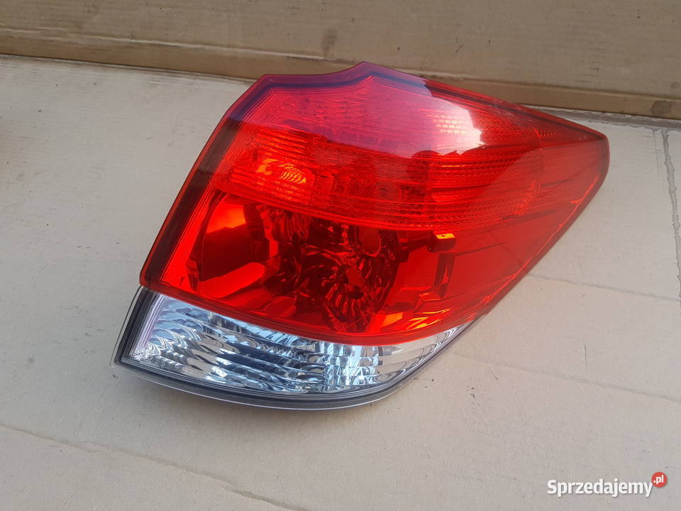 Subaru Outback IV BR lampa lampy tył tylne kombi osobowe Legnica