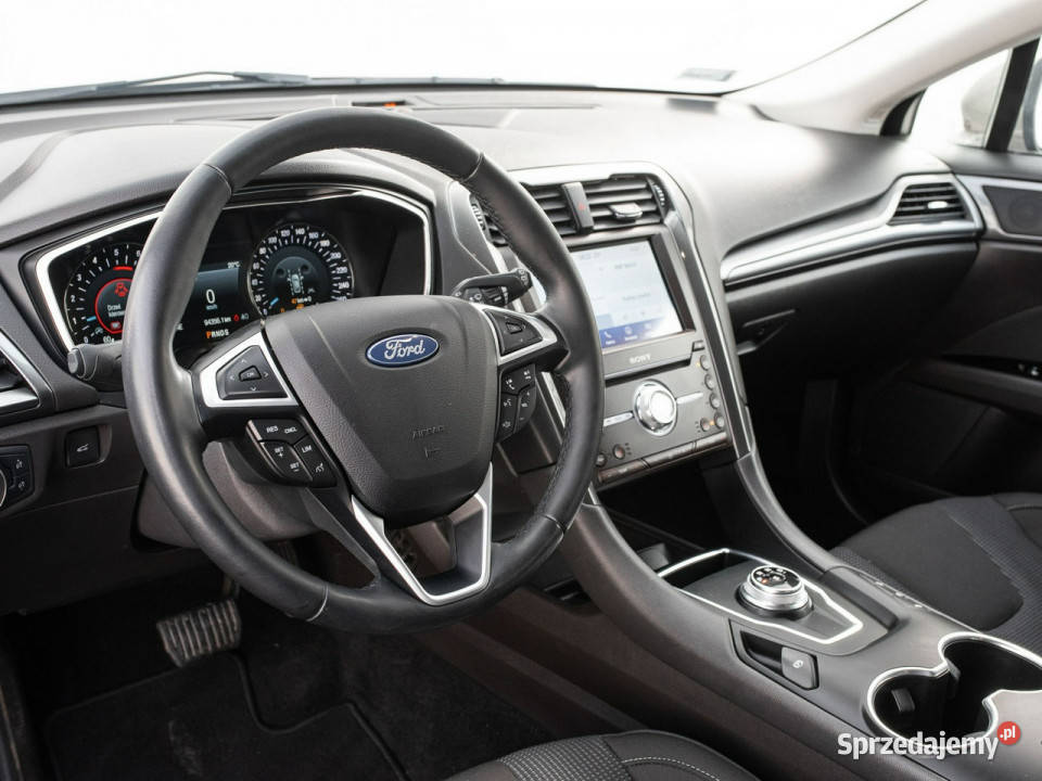 Ford Mondeo GD8N00620 EcoBlue Titanium AWD Pępowo