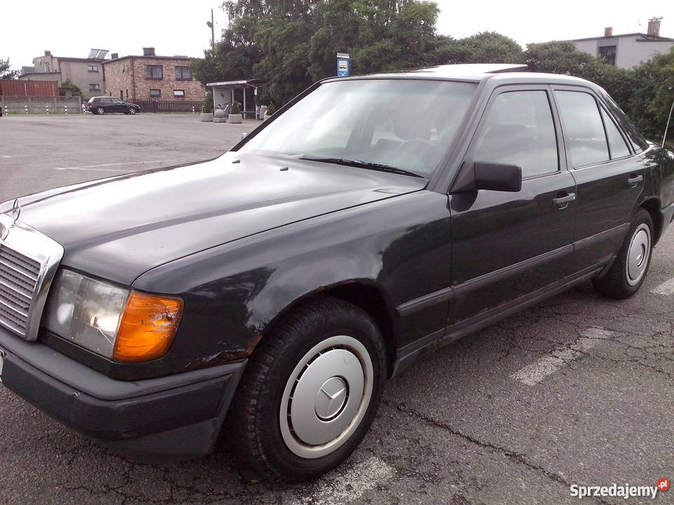 Mercedes 124 250D Wąska listwa