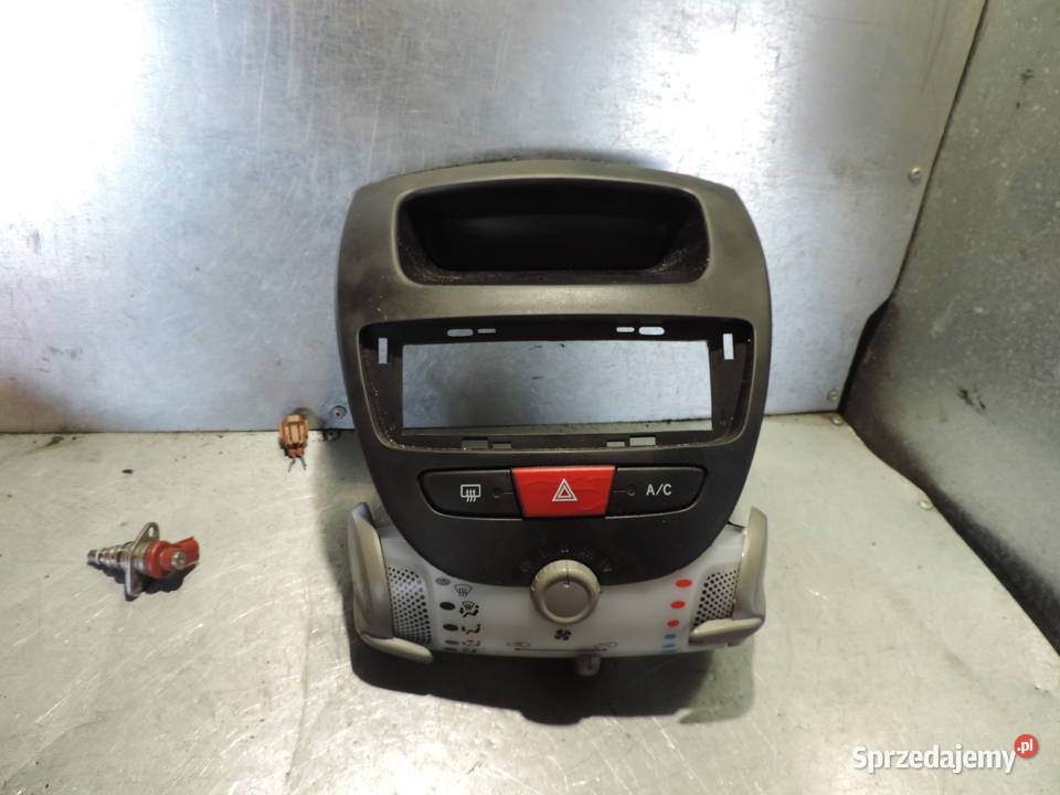 PANEL NAWIEWU TOYOTA AYGO I