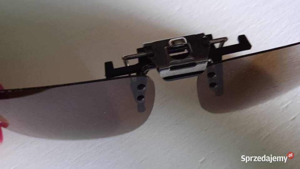 NAKŁADKI PRZECIWSŁONECZNE POLARYZACYJNE NA Piła sprzedam