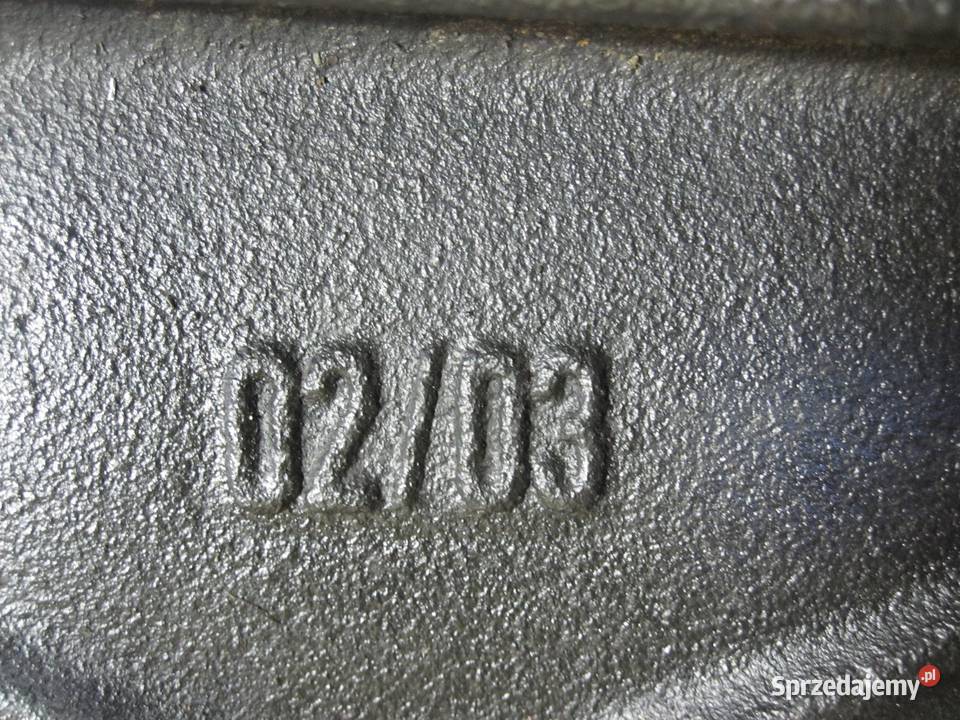 MERCEDES W203 22 CDI 646811 Blok silnika Blok silnika