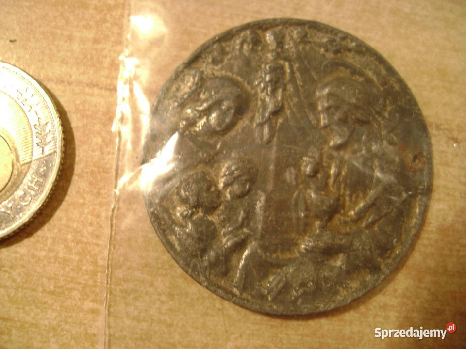 Starocie z PRL Dewocjonalia Medal cynowy Gdynia
