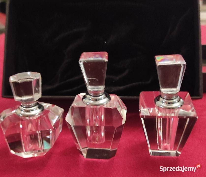 Elegancja klasa i styl perfumetka ze szkła Porcelana i szkło Pabianice