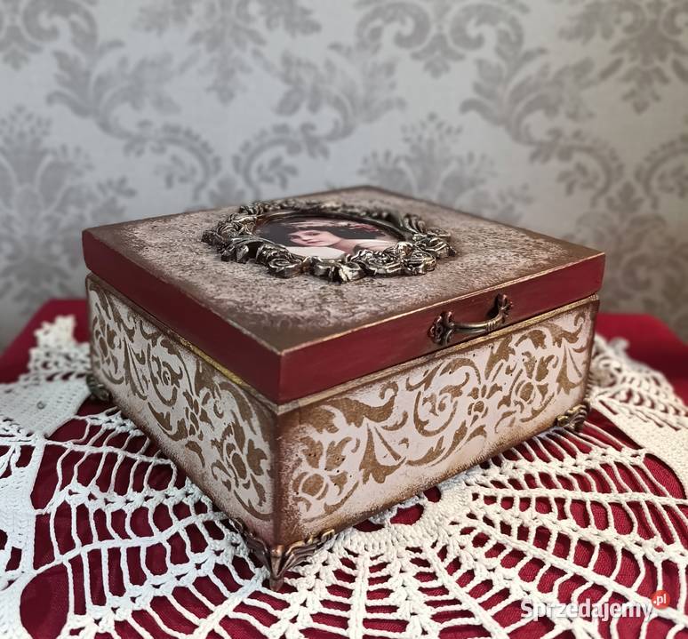 Szkatułka retro na bizuterię skarby młodej damy Stalowa Wola sprzedam