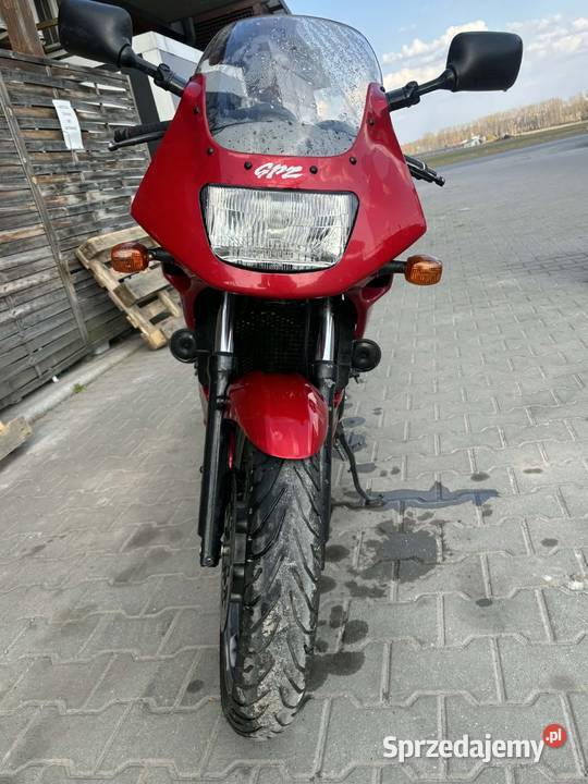 Kawasaki Gpz 500s czerwony