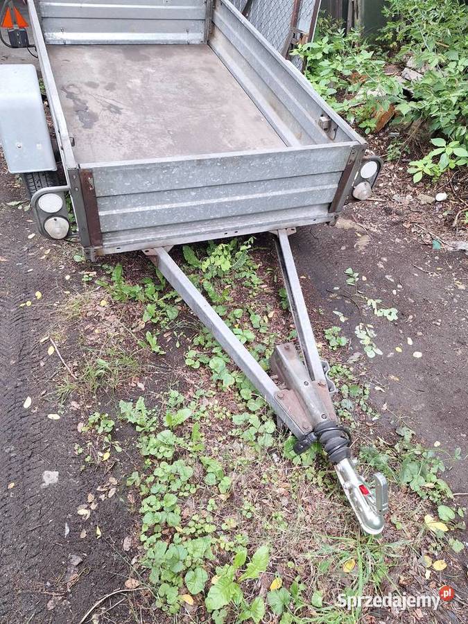 Niewiadow przyczepka samochodowa jednoosiowa łódzkie Łódź