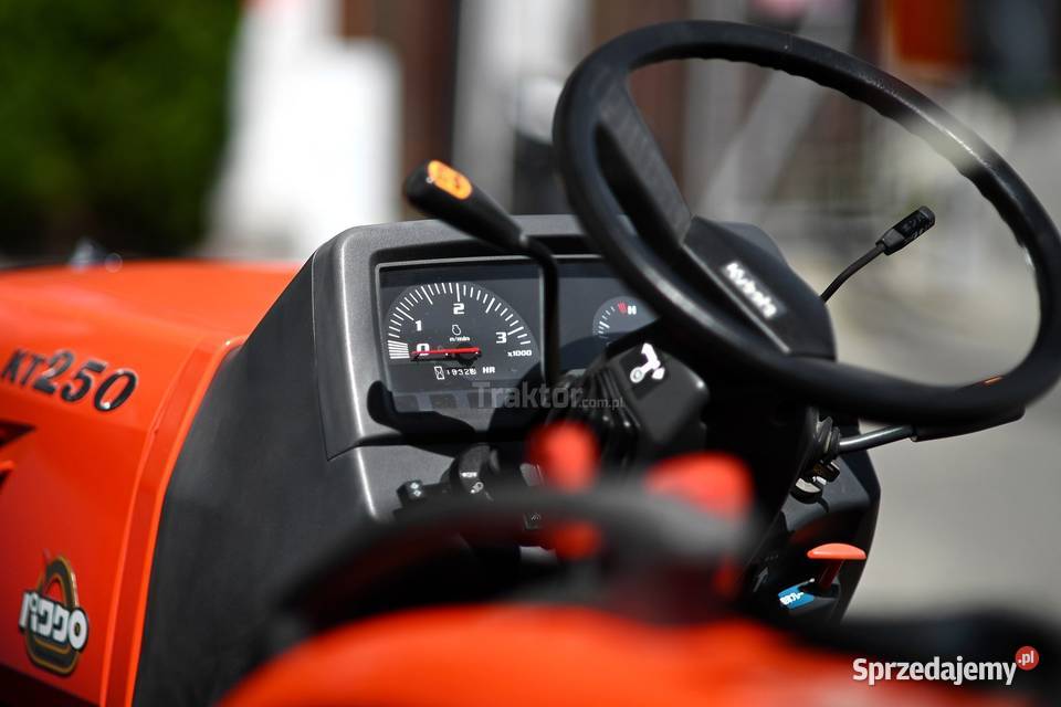 Kubota KT250 4x4 247 Tajęcina