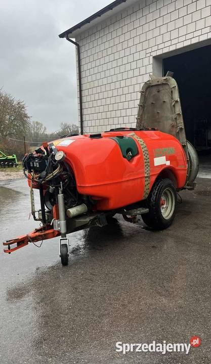 Opryskiwacz sadowniczy Lochmann 1500l do Lipsko