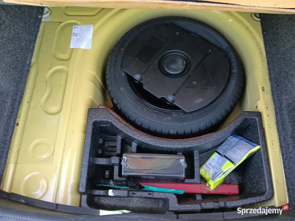 Skoda Fabia lift 14 benz klima hak alufelgi tour