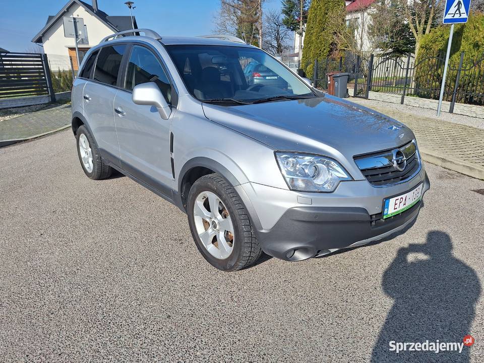 sprowadzony 4x4 serwisowany navigacja nowe opony sprzedam