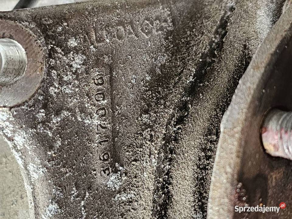 ZWROTNICA LEWA TYŁ CHEVROLET CORVETTE C4 LIFT