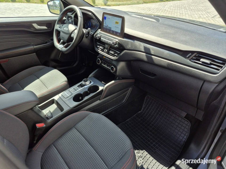 Ford Kuga 25HYBRYD 225 ST full led Europa III światła przeciwmgielne Drelów