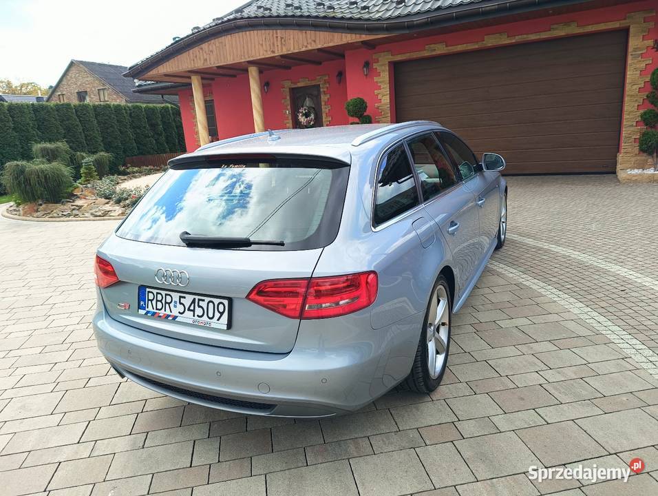Audi A4 B8 SLine 20TDI 143 Bezwypadkowy Decra A4