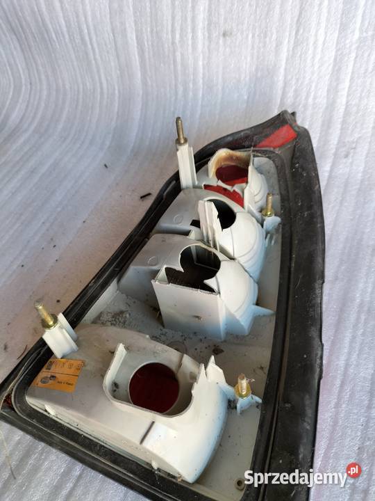 LAMPA TYŁ LEWA KOMBI OPEL VECTRA B Kamień-Kolonia
