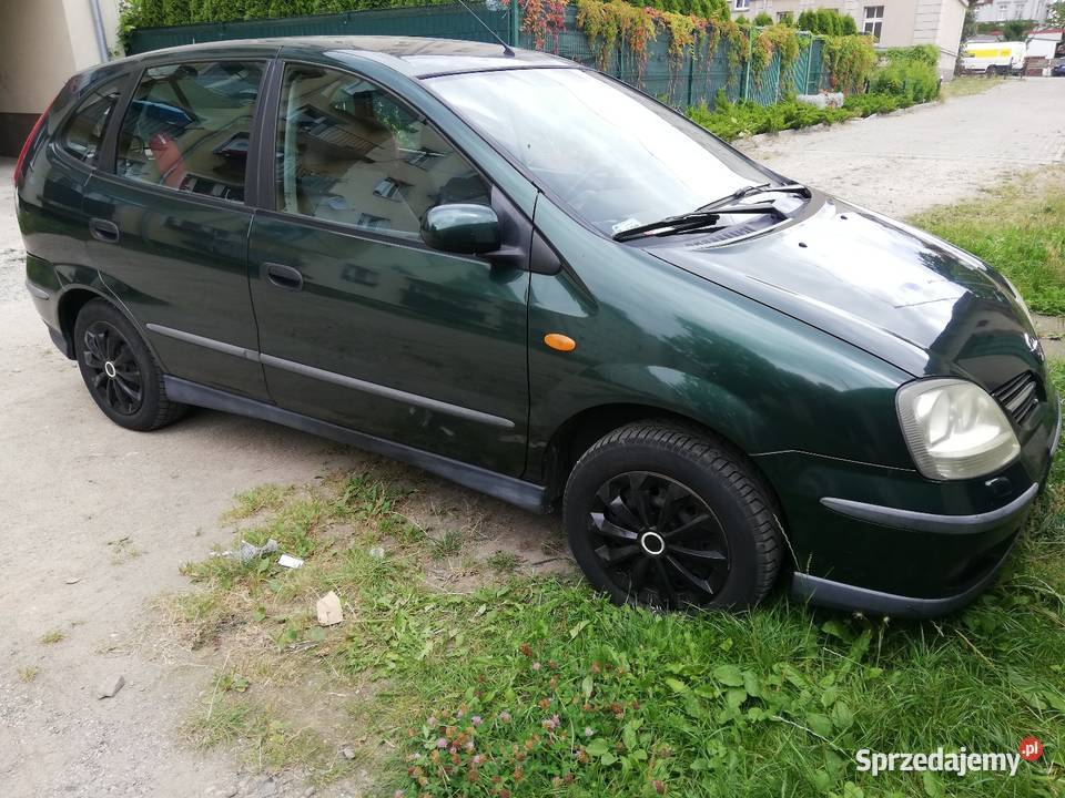 Nissan Almera Tino 18 145 podgrzewane fotele Almera Tino Szczecinek