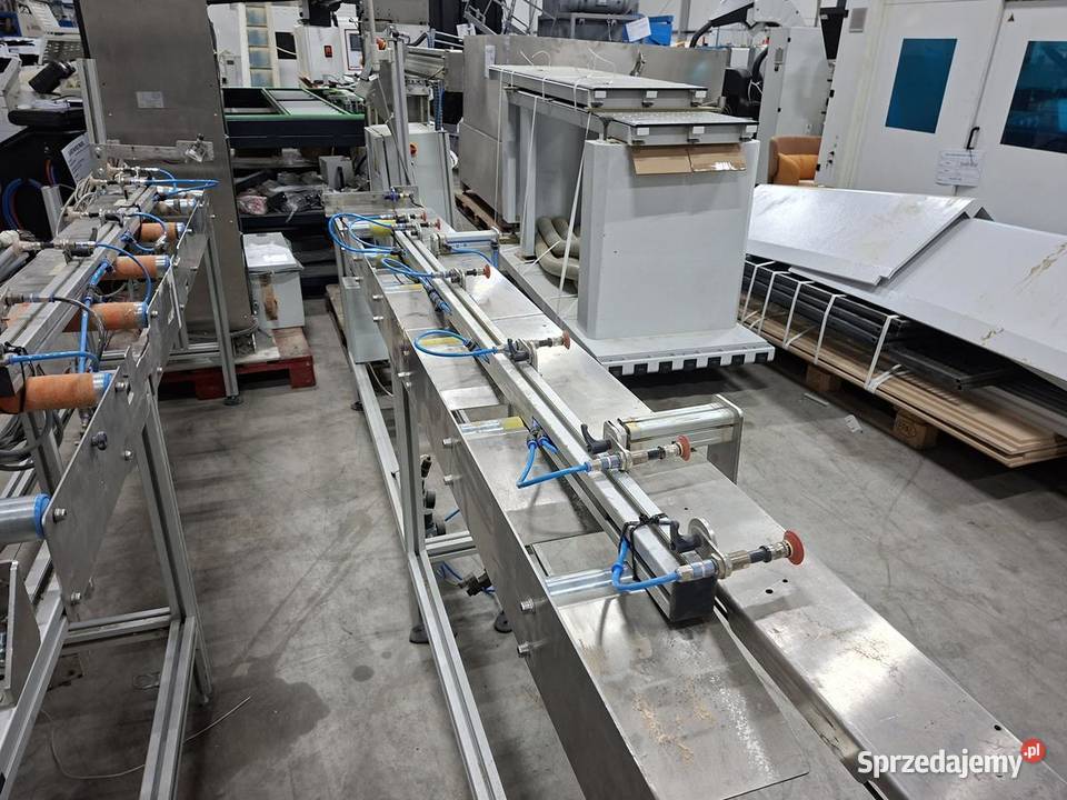 ROBOTIGO robot paletyzujący z transporterem 2700 Produkcja mazowieckie Warszawa