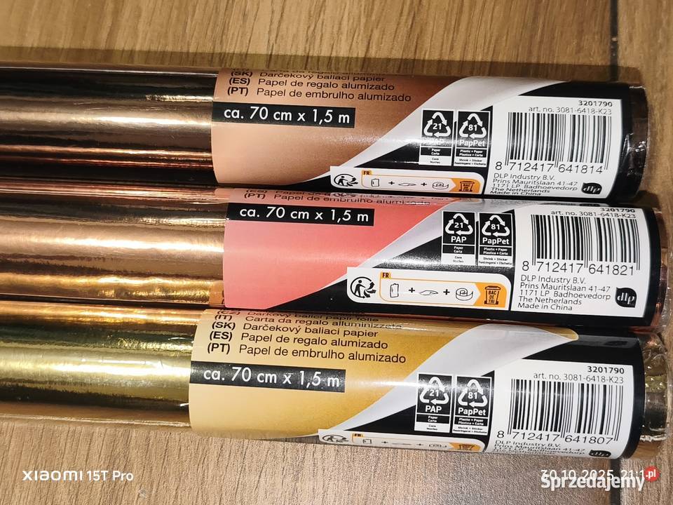 Folia do pakowania prezentów sprzedam