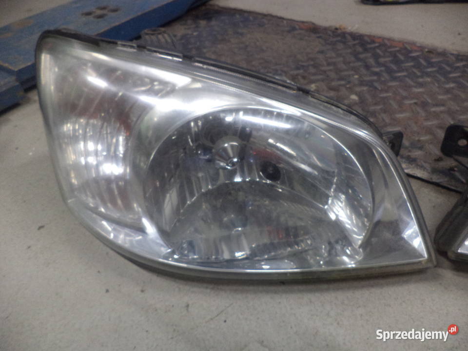 HYUNDAI GETZ 2005 REFLEKTOR LAMPA PRZOD LEWA Rok produkcji 2005 Oświetlenie Turek