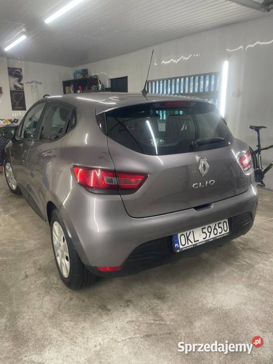 Sprzedam renault clio salon polska kupiony w polskim salonie sprzedam