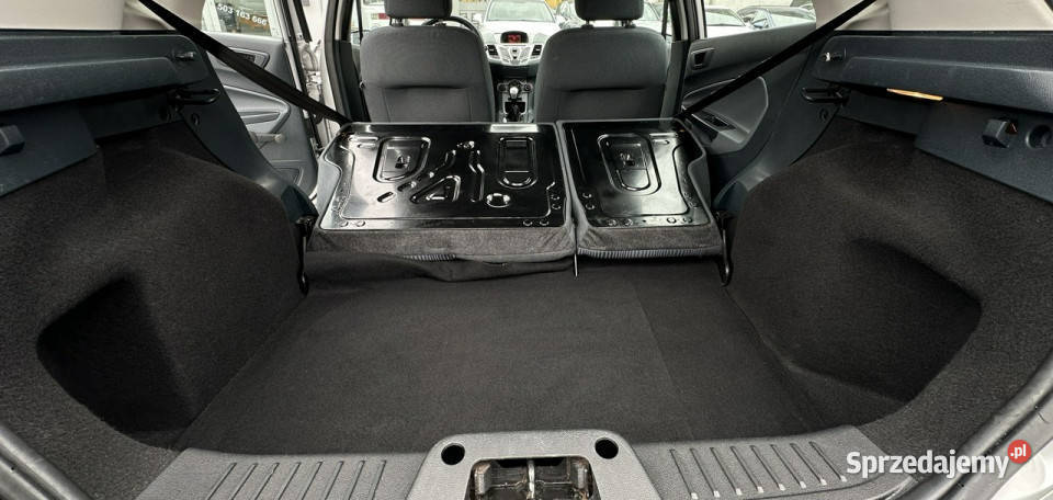 Ford Fiesta Benzyna Zarejestrowany Ubezpieczony Hatchback sprzedam