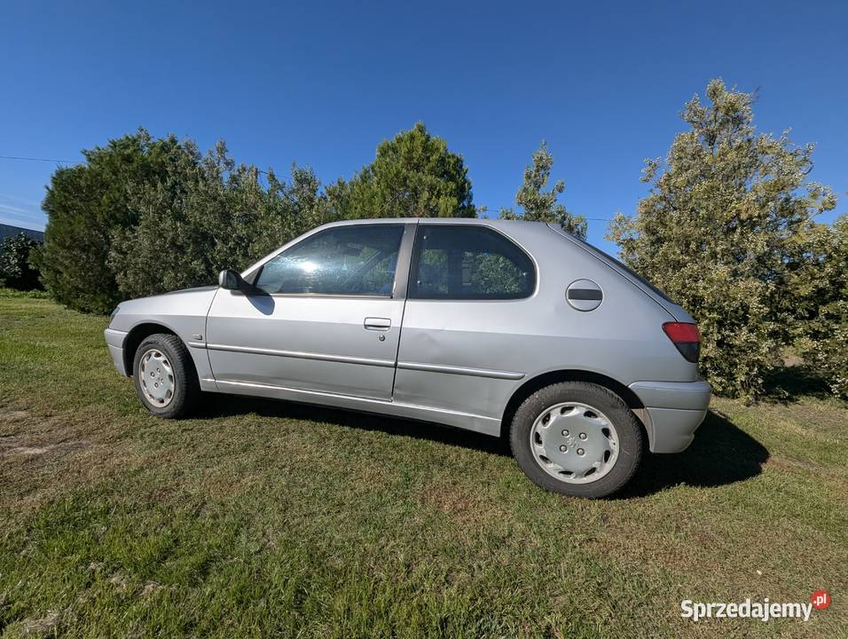 Sprzedam auto Peugeot 306 Hatchback Buszkowo-Parcele