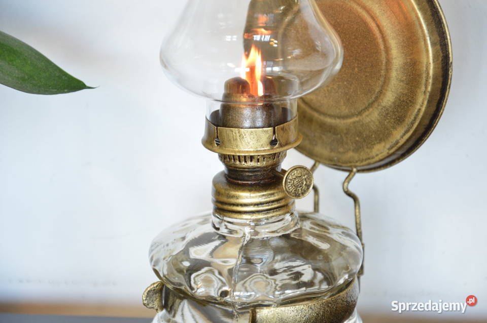 piękna lampa naftowa wisząca stojąca z Jastrzębie-Zdrój