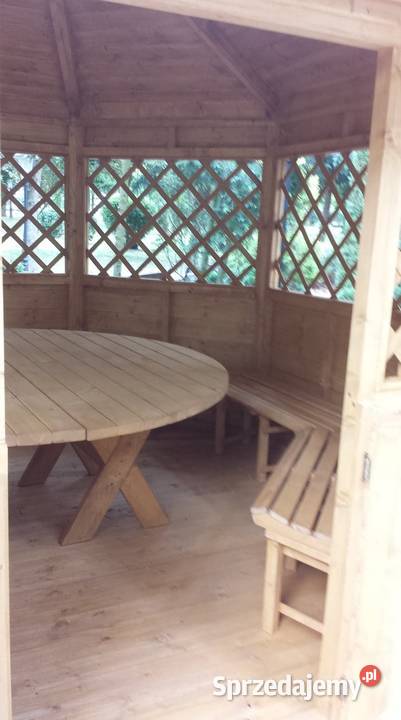 Duża ośmiokątna altana ogrodowa z ławami i śląskie Skoczów