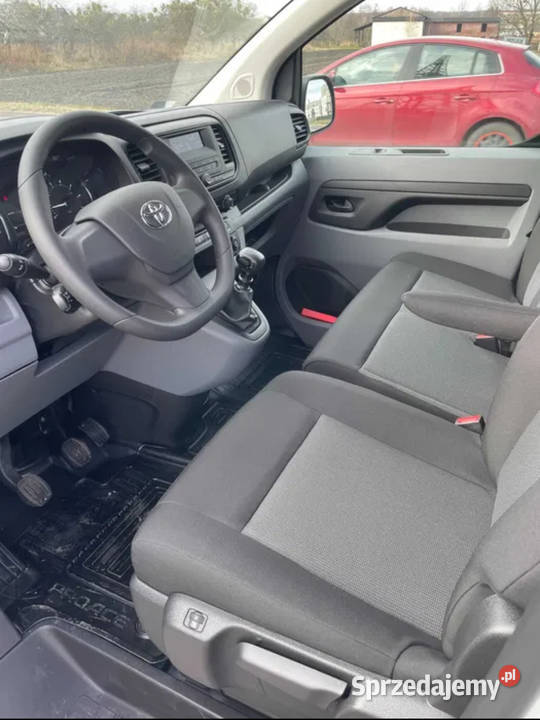 BUS 9 os Toyota Proace XL wynajem Długoterminowy śląskie