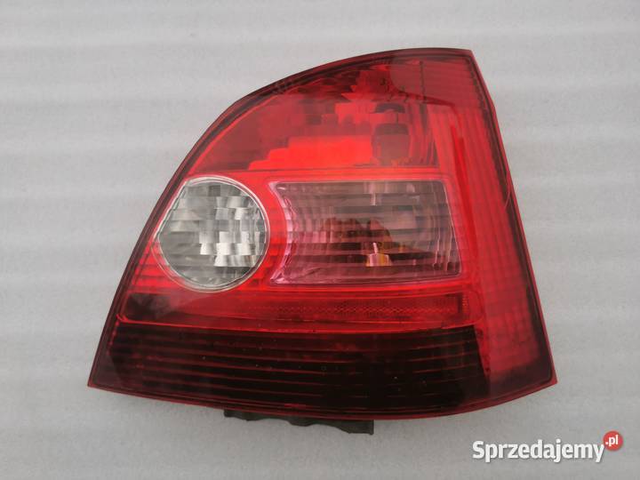Lampa Prawy Tył Tylna Prawa Honda Civic VII HB osobowe Wyszków sprzedam