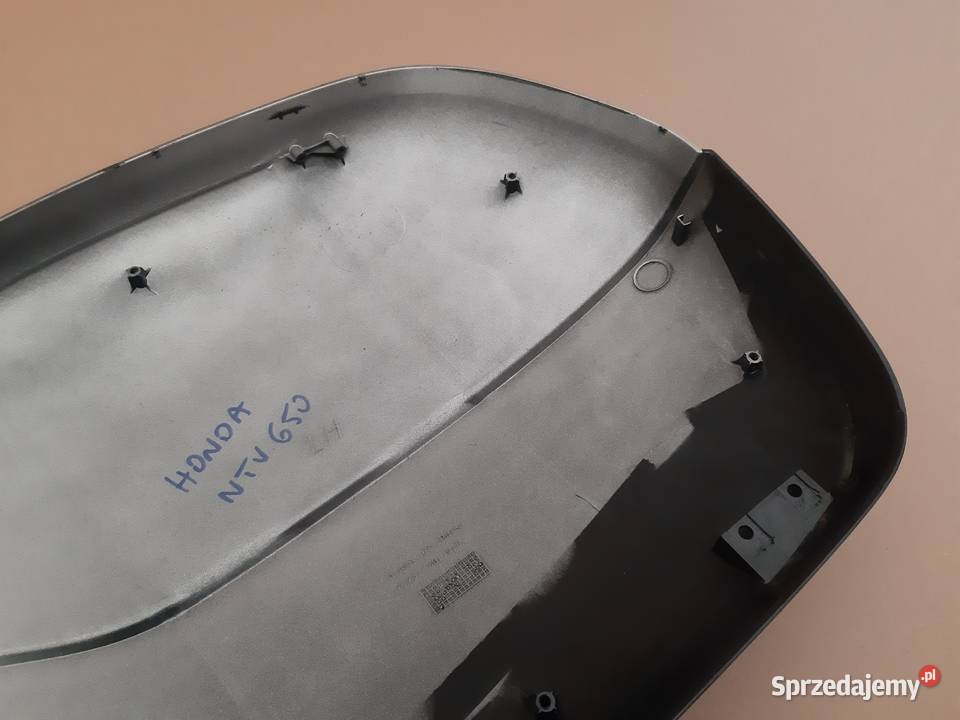 HONDA NT 650 DEAUVILLE POKRYWA KUFRA KUFER