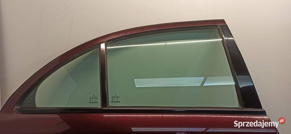 MERCEDES W211 DRZWI PRAWY TYŁ KOLOR 037