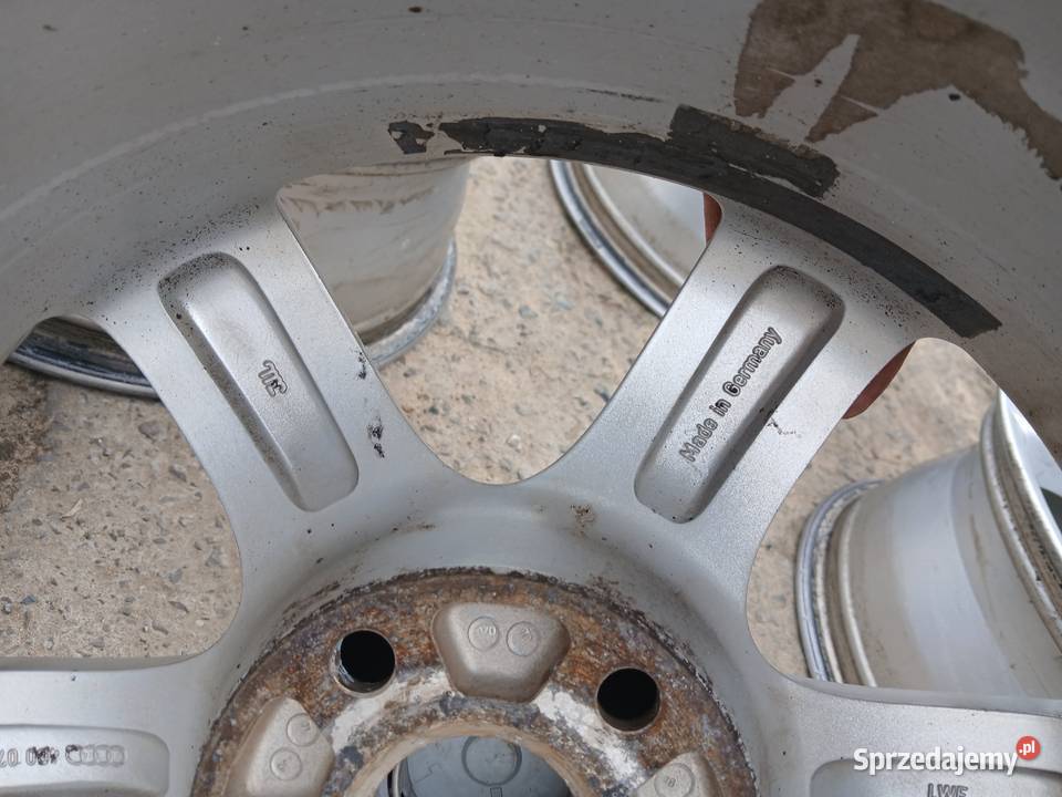 Felgi aluminiowe 16 Audi 5x112 ET 45 7J Samochodowe Krzemień Drugi
