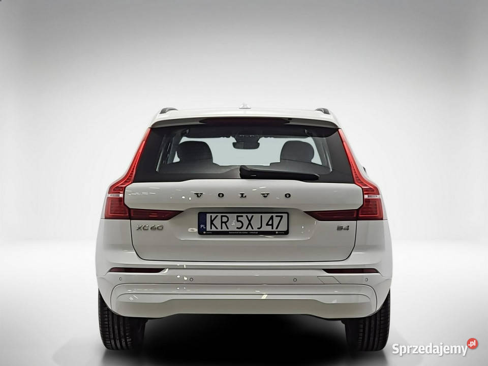 Volvo XC 60 B4 B Essential aut Z Polskiego ESP Warszawa