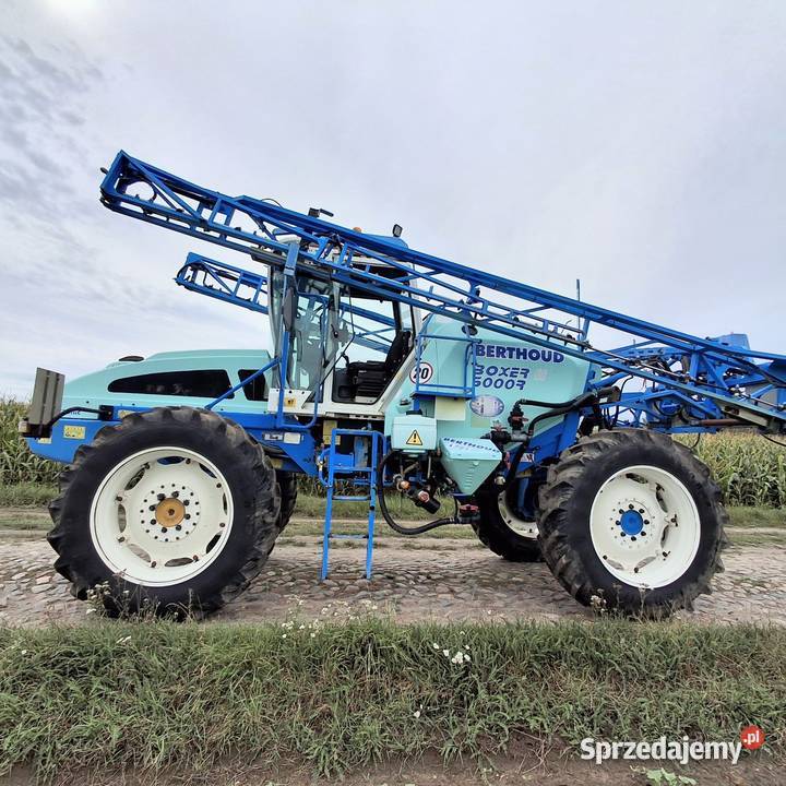 Opryskiwacz samojezdny Berthoud Boxer II 3000l Samojezdne
