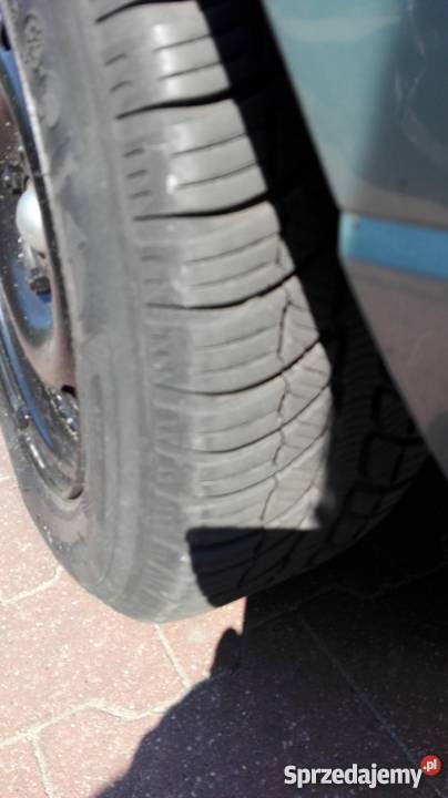 Ford Focus kombi 14 1999 nieuszkodzony Nowy Tomyśl