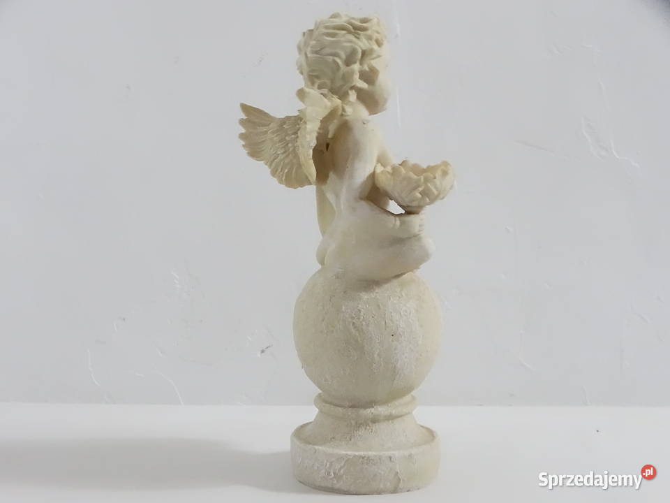 Urocza Figurka Aniołka Puto na Kuli Klasyczna Biłgoraj