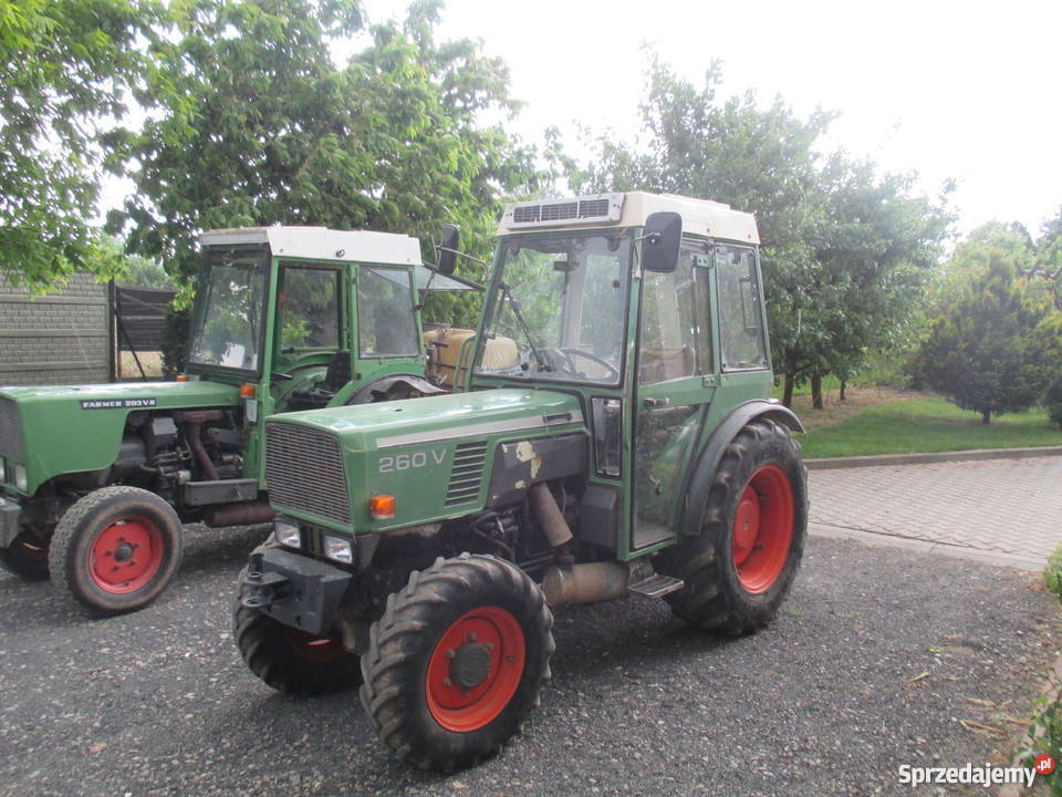 Ciągnik sadowniczy Fendt 203 i international 474 lubelskie Wojciechów