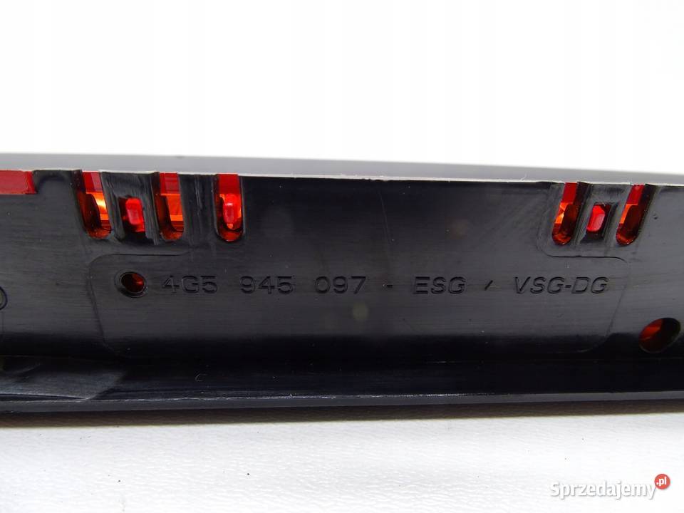 LAMPA TRZECIE ŚWIATŁO STOP STOPU AUDI A6 C7