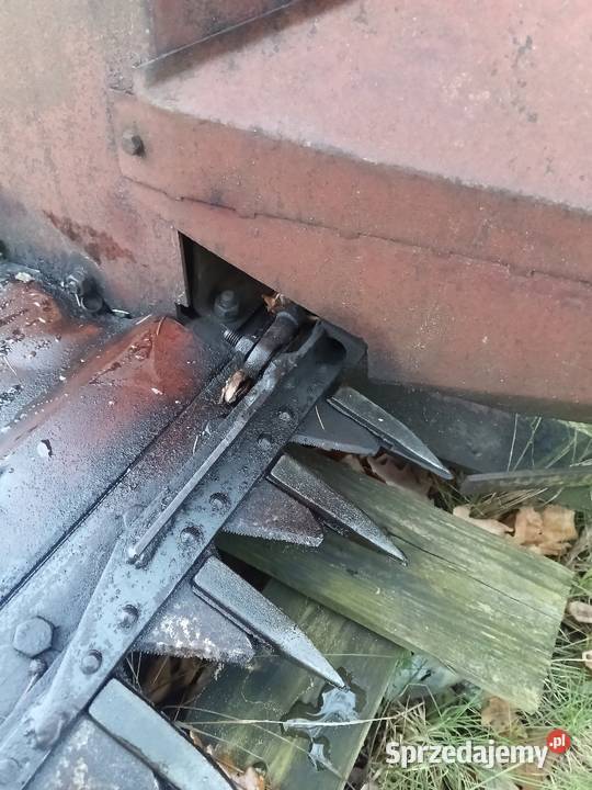 Stół do rzepaku Class 36 m Dwie kosy boczne Borki