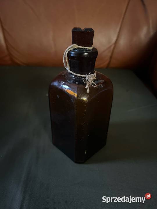 Brązowa buteleczka ze szlifem i szklanym korkiem Serock