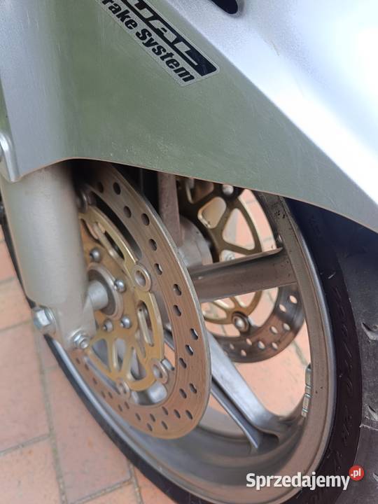 HONDA VFR 800 STAN PRZYGOTOWANA DO SEZONU Śrem sprzedam