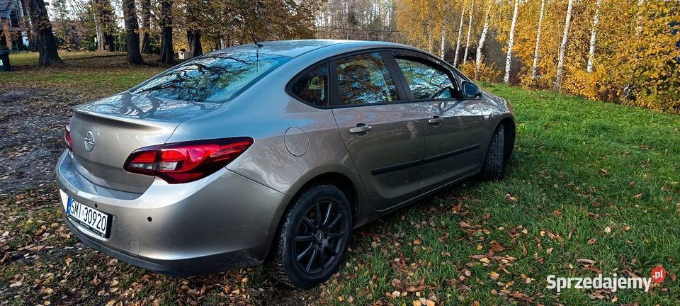 Sprzedam Opel Astra J śląskie
