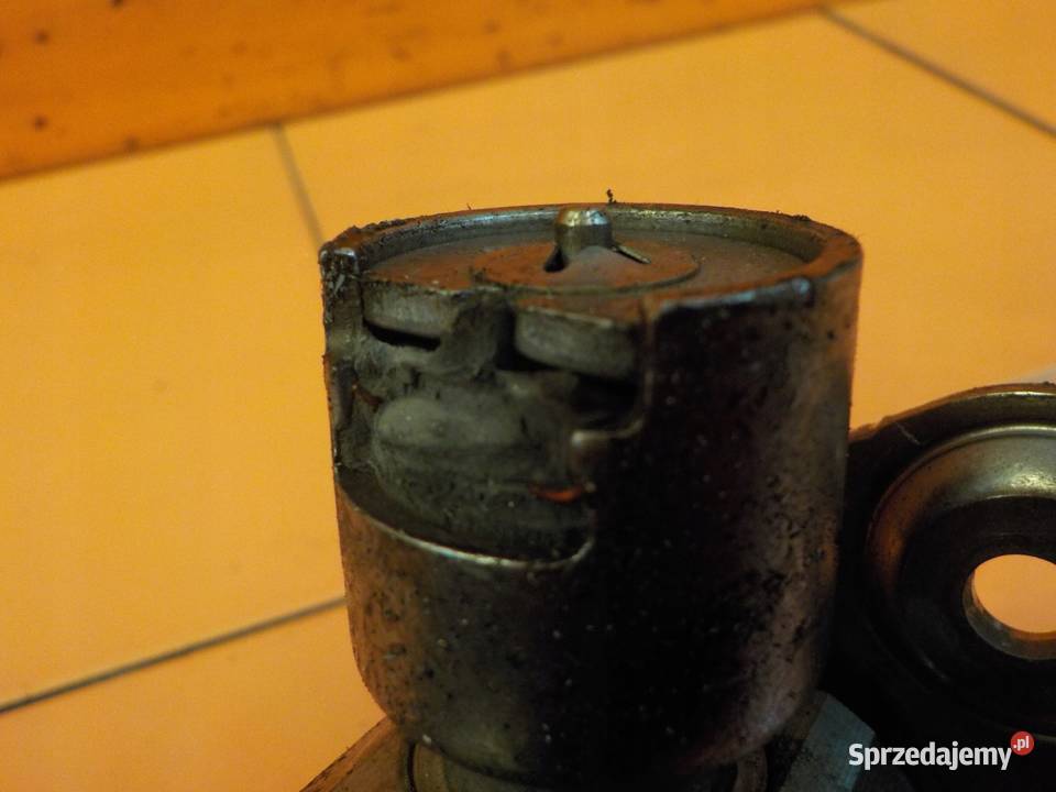 BMW 1 F20 F30 16 B 116i 14r 136 N13 pompa paliwa osobowe Suków